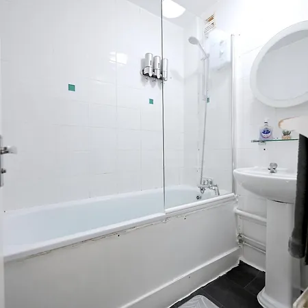 2 Bedroom Flat Next To Arsenal Stadium - Highbury London Exterior photo